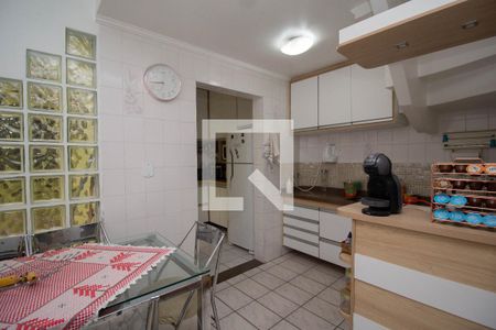 Cozinha de casa à venda com 5 quartos, 120m² em Vila Cruz das Almas, São Paulo