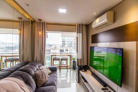 Sala de TV de apartamento à venda com 2 quartos, 60m² em Bethaville I, Barueri