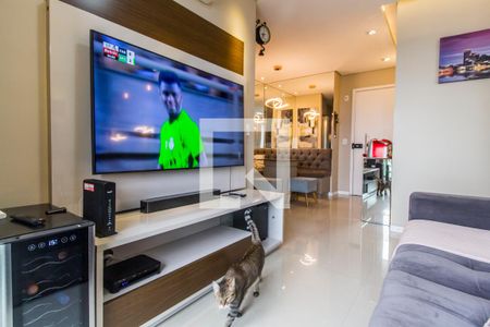 Sala de TV de apartamento à venda com 2 quartos, 60m² em Bethaville I, Barueri