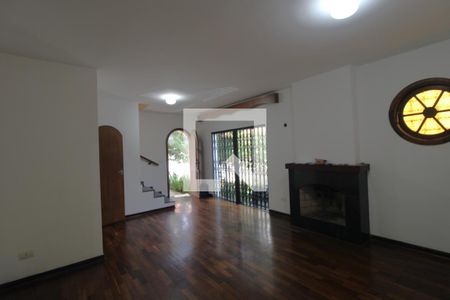 Sala de casa à venda com 3 quartos, 137m² em Jardim Itapeva, São Paulo