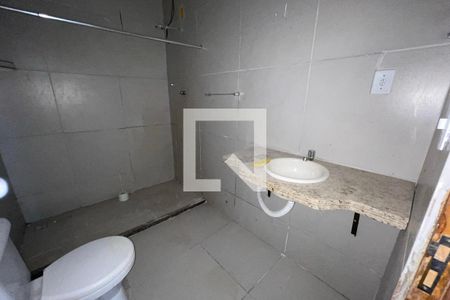 Banheiro 2 de casa para alugar com 2 quartos, 100m² em Parque Guararapes, Duque de Caxias