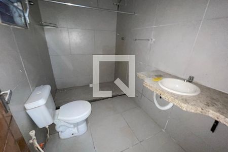 Banheiro 2 de casa para alugar com 2 quartos, 100m² em Parque Guararapes, Duque de Caxias