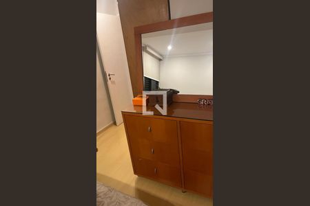 Quarto de apartamento para alugar com 2 quartos, 55m² em Indianópolis, São Paulo