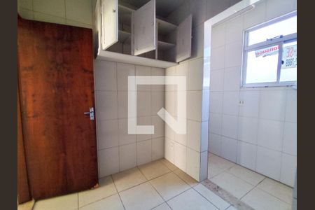 Cozinha  de apartamento à venda com 2 quartos, 55m² em Aparecida, Belo Horizonte