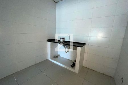 Cozinha de casa para alugar com 1 quarto, 100m² em Vila Urussai, Duque de Caxias