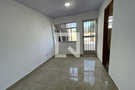 Quarto de casa para alugar com 1 quarto, 100m² em Vila Urussai, Duque de Caxias