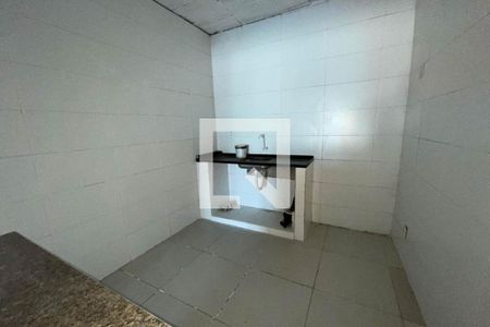 Cozinha de casa para alugar com 1 quarto, 100m² em Vila Urussai, Duque de Caxias