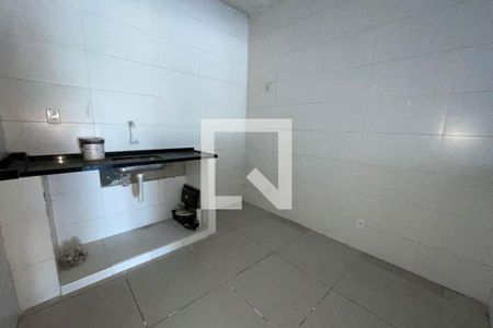 Cozinha de casa para alugar com 1 quarto, 100m² em Vila Urussai, Duque de Caxias