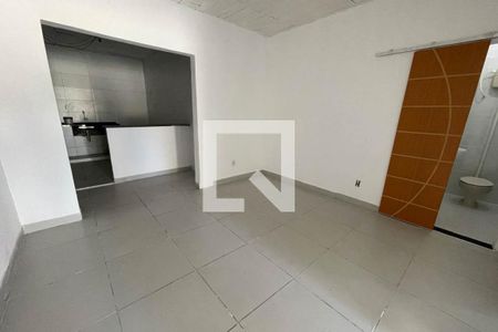 Sala de casa para alugar com 1 quarto, 100m² em Vila Urussai, Duque de Caxias