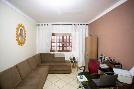 Sala de TV de casa à venda com 3 quartos, 201m² em Jardim Elisa, Diadema