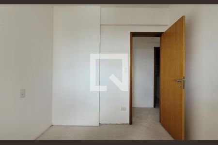 Quarto de apartamento à venda com 3 quartos, 86m² em Vila Alzira, Santo André