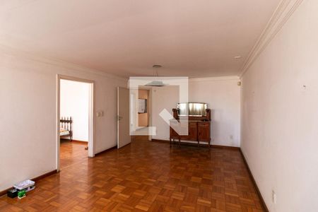 Sala de casa à venda com 4 quartos, 200m² em Barroca, Belo Horizonte