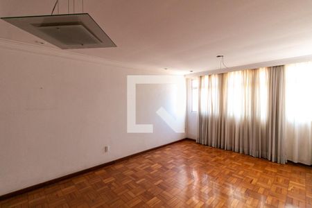 Sala de casa à venda com 4 quartos, 200m² em Barroca, Belo Horizonte