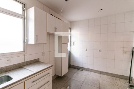 Casa à venda com 200m², 4 quartos e 2 vagas Casa à venda com 200m², 4 quartos e 2 vagasCozinha