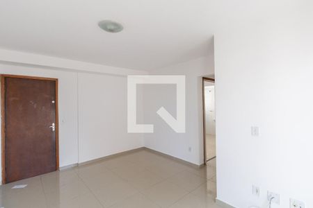 Sala de apartamento à venda com 2 quartos, 50m² em Vila Carmosina, São Paulo