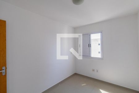 Quarto 1 de apartamento à venda com 2 quartos, 50m² em Vila Carmosina, São Paulo