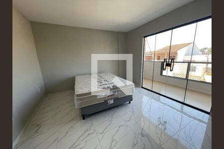 Quarto de apartamento para alugar com 1 quarto, 70m² em Vila Santa Cruz, Duque de Caxias