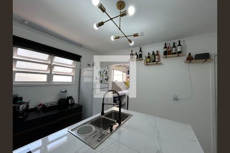 Apartamento à venda com 135m², 3 quartos e 2 vagas Apartamento à venda com 135m², 3 quartos e 2 vagasCozinha