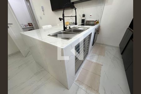 Apartamento à venda com 135m², 3 quartos e 2 vagas Apartamento à venda com 135m², 3 quartos e 2 vagasCozinha