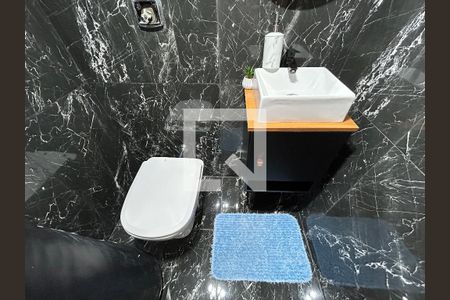 Apartamento à venda com 135m², 3 quartos e 2 vagas Apartamento à venda com 135m², 3 quartos e 2 vagasLavabo