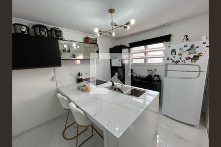 Apartamento à venda com 135m², 3 quartos e 2 vagas Apartamento à venda com 135m², 3 quartos e 2 vagasCozinha
