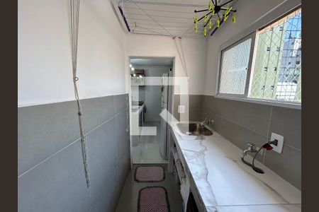 Apartamento à venda com 135m², 3 quartos e 2 vagas Apartamento à venda com 135m², 3 quartos e 2 vagasLavanderia