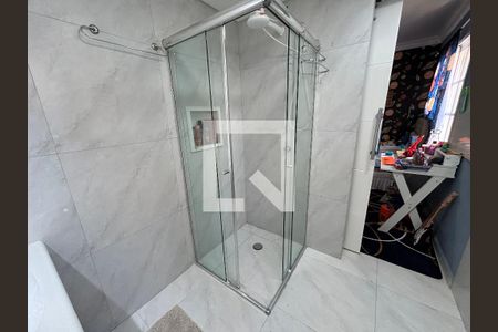 Apartamento à venda com 135m², 3 quartos e 2 vagas Apartamento à venda com 135m², 3 quartos e 2 vagasBanheiro da Suíte 2