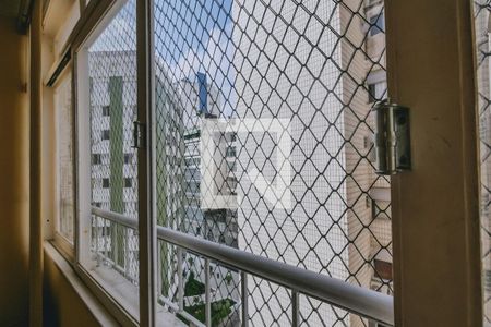 Vista da sala de apartamento para alugar com 3 quartos, 110m² em Vitória, Salvador