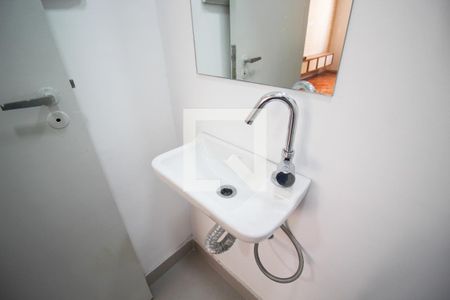 Lavabo de apartamento à venda com 2 quartos, 83m² em Itaim Bibi, São Paulo