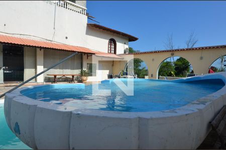 Casa à venda com 1600m², 11 quartos e 10 vagas Casa à venda com 1600m², 11 quartos e 10 vagasÁrea externa