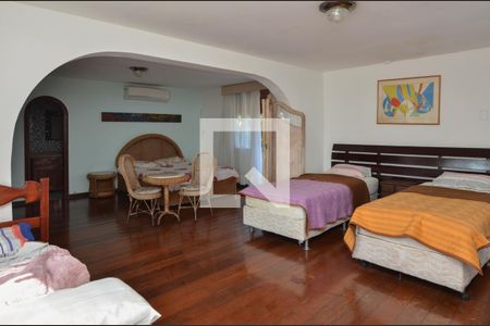 Casa à venda com 1600m², 11 quartos e 10 vagas Casa à venda com 1600m², 11 quartos e 10 vagasSuite 6