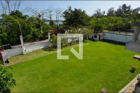 Casa à venda com 1600m², 11 quartos e 10 vagas Casa à venda com 1600m², 11 quartos e 10 vagasVaranda 1 - vista