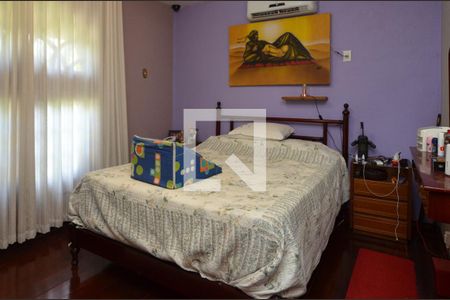 Casa à venda com 1600m², 11 quartos e 10 vagas Casa à venda com 1600m², 11 quartos e 10 vagasSuíte 8