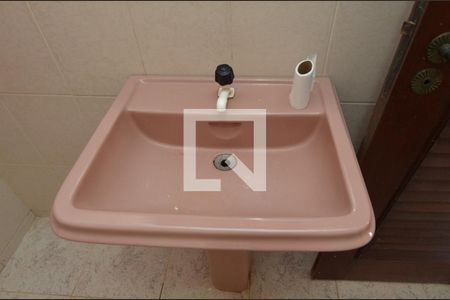 Casa à venda com 1600m², 11 quartos e 10 vagas Casa à venda com 1600m², 11 quartos e 10 vagasBanheiro da Suíte 9