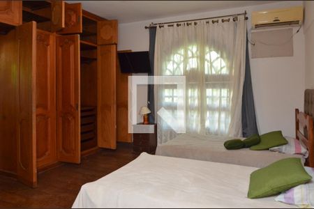 Casa à venda com 1600m², 11 quartos e 10 vagas Casa à venda com 1600m², 11 quartos e 10 vagasSuíte 4