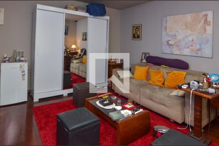 Casa à venda com 1600m², 11 quartos e 10 vagas Casa à venda com 1600m², 11 quartos e 10 vagasSala 2