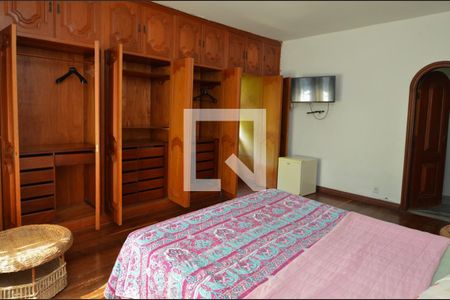 Casa à venda com 1600m², 11 quartos e 10 vagas Casa à venda com 1600m², 11 quartos e 10 vagasSuite 2