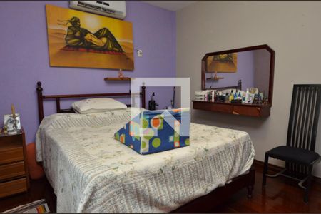 Casa à venda com 1600m², 11 quartos e 10 vagas Casa à venda com 1600m², 11 quartos e 10 vagasSuíte 8