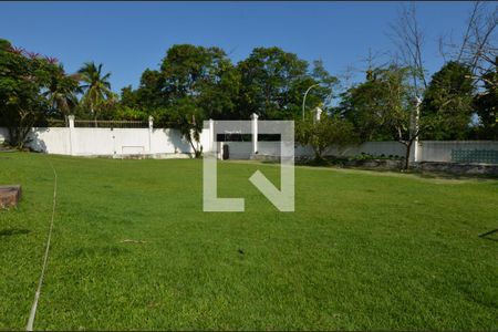 Casa à venda com 1600m², 11 quartos e 10 vagas Casa à venda com 1600m², 11 quartos e 10 vagasÁrea externa