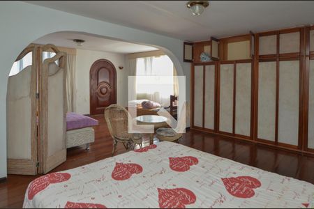 Casa à venda com 1600m², 11 quartos e 10 vagas Casa à venda com 1600m², 11 quartos e 10 vagasSuite 6