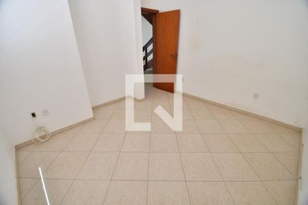 Sala / Escritório de casa de condomínio à venda com 4 quartos, 300m² em Loteamento Caminhos de San Conrado (sousas), Campinas