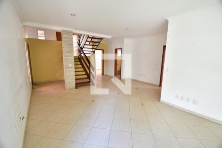 Sala 2 de casa de condomínio à venda com 4 quartos, 300m² em Loteamento Caminhos de San Conrado (sousas), Campinas