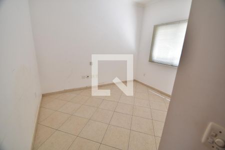 Sala / Escritório de casa de condomínio à venda com 4 quartos, 300m² em Loteamento Caminhos de San Conrado (sousas), Campinas