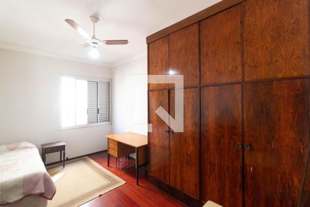 Quarto 01 de apartamento à venda com 3 quartos, 130m² em Centro, Campinas