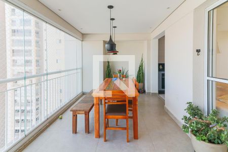 Varanda de apartamento à venda com 4 quartos, 139m² em Jardim Arpoador, São Paulo