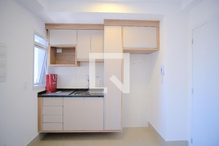 Sala e Cozinha de apartamento para alugar com 1 quarto, 39m² em Vila Azevedo, São Paulo