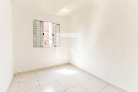 Quarto 2 de apartamento para alugar com 3 quartos, 52m² em Itaquera, São Paulo