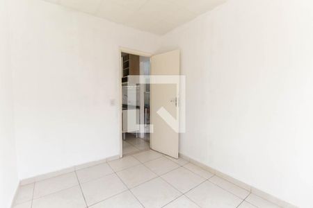 Quarto 2 de apartamento para alugar com 3 quartos, 52m² em Itaquera, São Paulo