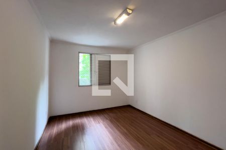 Quarto 1 de apartamento para alugar com 2 quartos, 80m² em Vila Firmiano Pinto, São Paulo