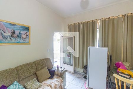 Sala de apartamento para alugar com 2 quartos, 80m² em Jardim Sulacap, Rio de Janeiro